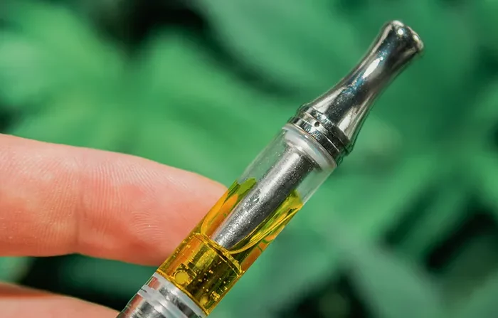 Vaping CBD oil