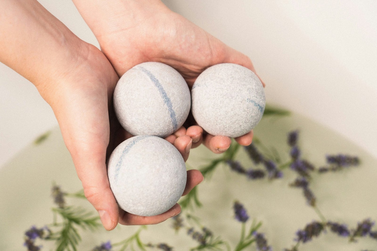 cbd bath bomb​ scaled