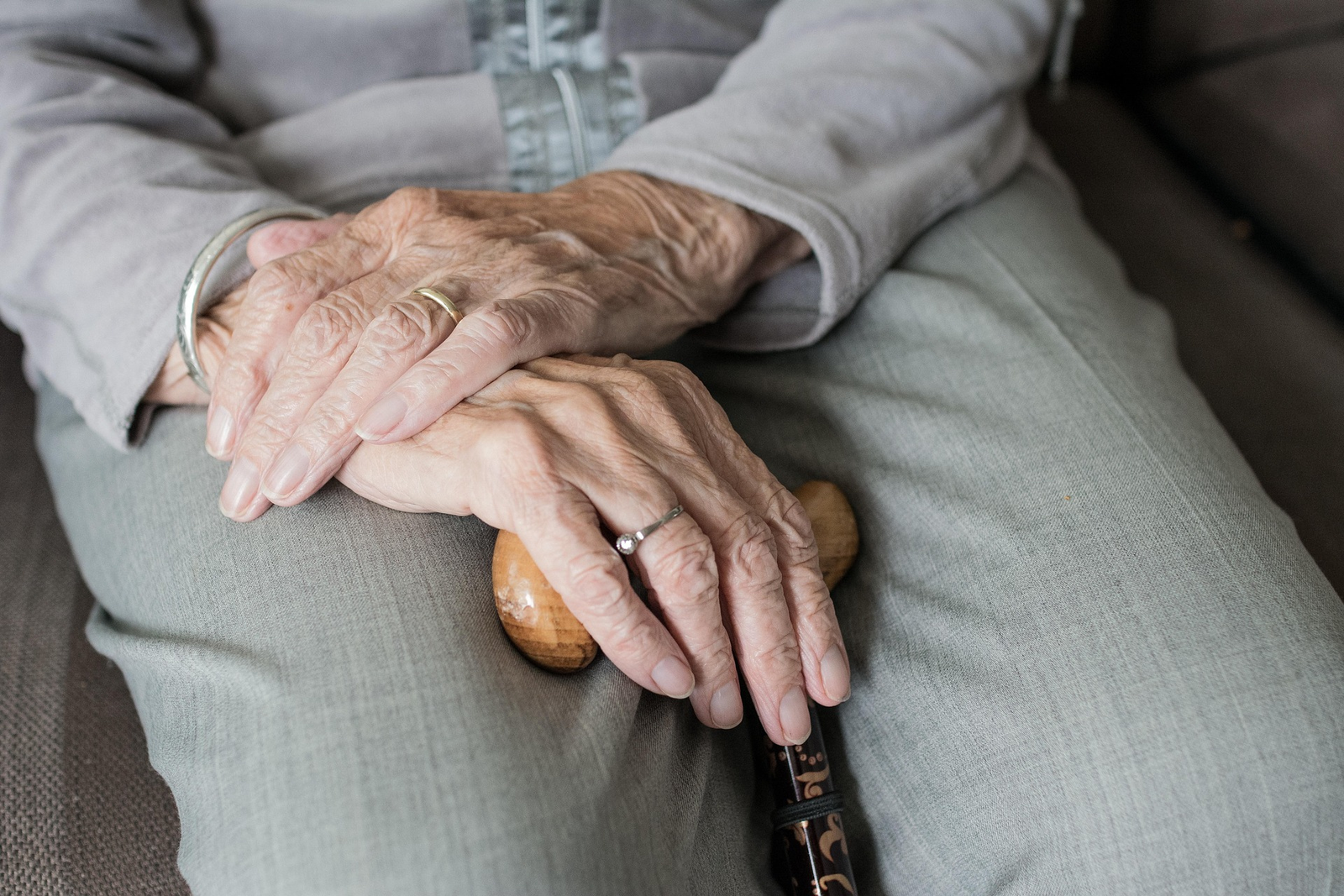 5 life-changing health benefits of cbd for seniors​