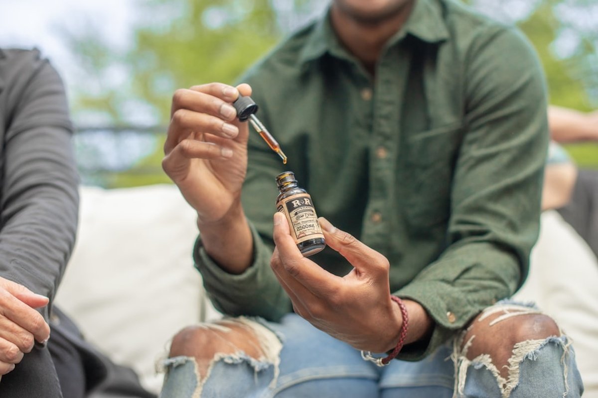 wrong cbd product delivered - A friendly customer support representative ready to help resolve your CBD Armour order query